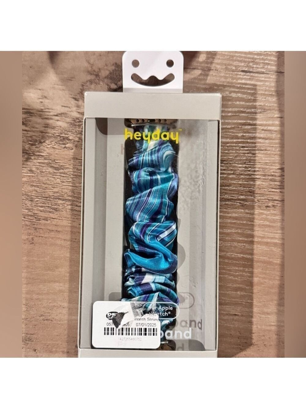 Heyday Apple Watch Scrunchie Band Blue White